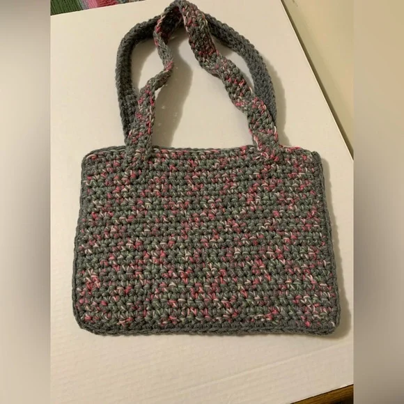 Shoulder Bag solid gray on one side mix Gray and pink on the other side - Picture 9 of 16